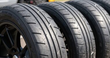 selecting optimal racing tire compound