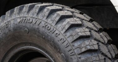 sidewall durability over tread